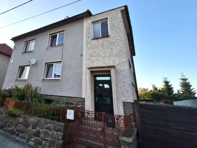 Prodej 3/4 podílu na rodinném domě – Oslavice č.p.80, okr. žďár nad sázavou *prodáno*